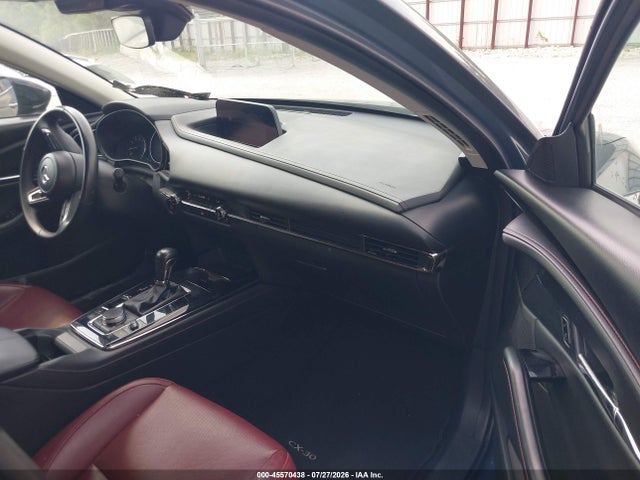 45570438 :رقم المزاد ، 3MVDMBCM3SM757327 vin ، 2025 Mazda Cx-30 2.5 S Carbon Edition مزاد بيع