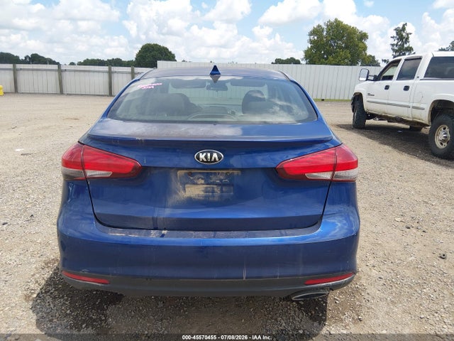 2018 Kia Forte S მანქანა იყიდება აუქციონზე, vin: 3KPFL4A76JE224936, აუქციონის ნომერი: 45570455