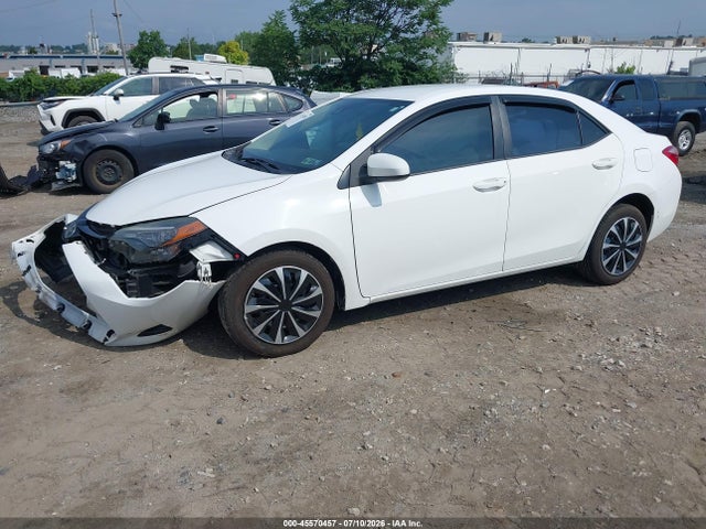 Toyota COROLLA LE 2017 5YFBURHE7HP703954 Image 2