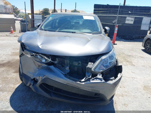 JN1BJ1CR0KW624079 Nissan Rogue Sport S