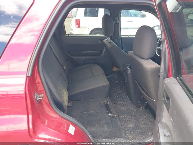 45570484 :رقم المزاد ، 1FMCU9D76BKB84604 vin ، 2011 Ford Escape Xlt مزاد بيع