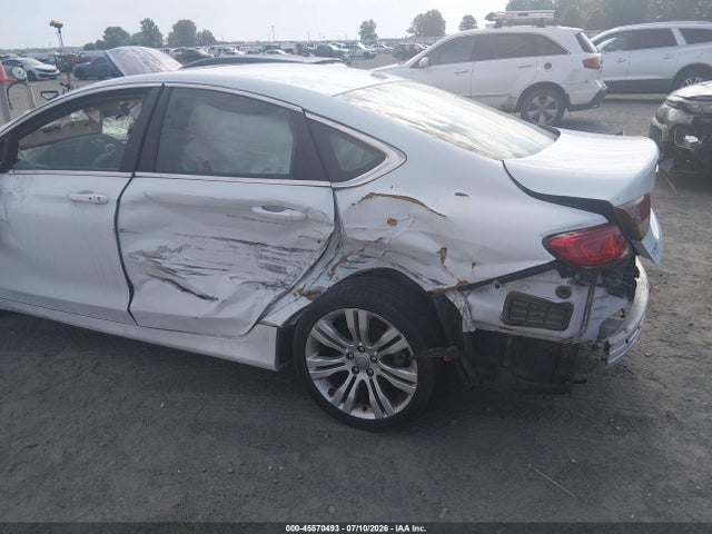 Aukcja sprzedaży 2015 Chrysler 200 Limited, vin: 1C3CCCABXFN588432, numer aukcji: 45570493