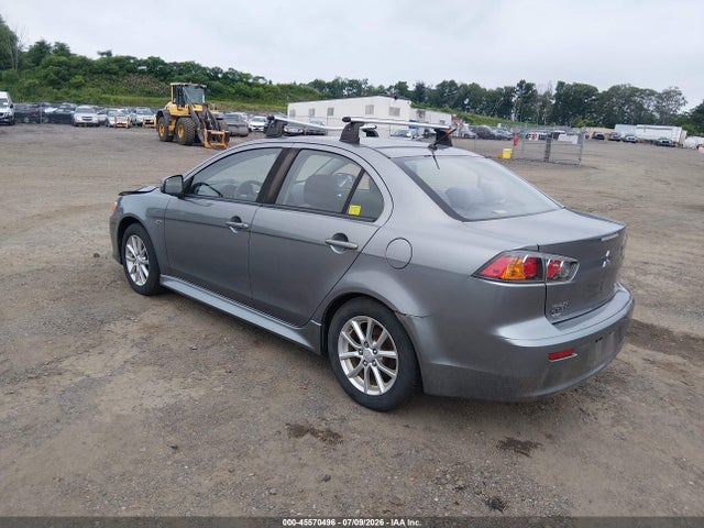 2016 Mitsubishi Lancer Es მანქანა იყიდება აუქციონზე, vin: JA32V2FW4GU011215, აუქციონის ნომერი: 45570496