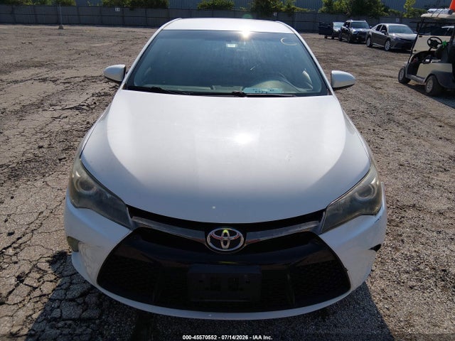 4T1BF1FK6FU933016 Toyota CAMRY SE