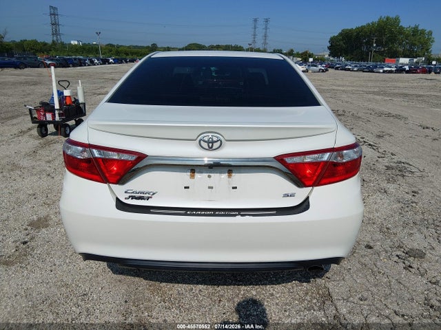 4T1BF1FK6FU933016 Toyota CAMRY SE