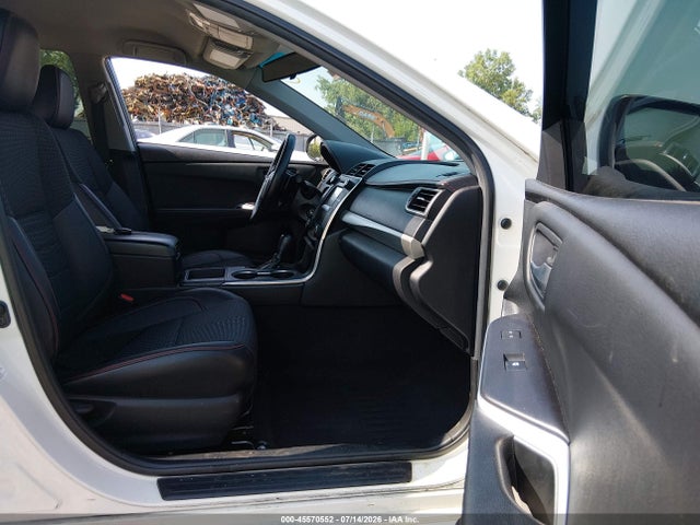 4T1BF1FK6FU933016 Toyota CAMRY SE