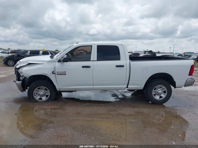 Продаж на аукціоні авто 2018 Ram 2500 Tradesman  4x4 6'4 Box, vin: 3C6UR5CL1JG390122, номер лоту: 45570561