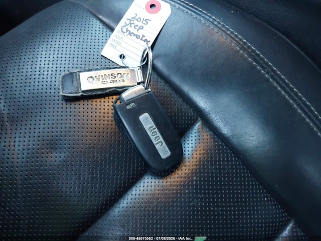 45570562 :رقم المزاد ، 1C4RJFCT3FC821825 vin ، 2015 Jeep Grand Cherokee Overland مزاد بيع