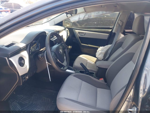 Toyota COROLLA LE 2018 5YFBURHE2JP855517 Image 5