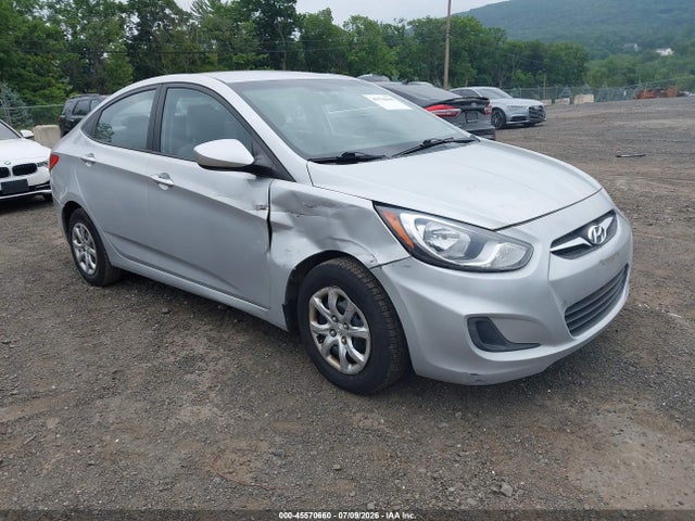 Продаж на аукціоні авто 2013 Hyundai Accent Gls, vin: KMHCT4AE3DU586029, номер лоту: 45570660