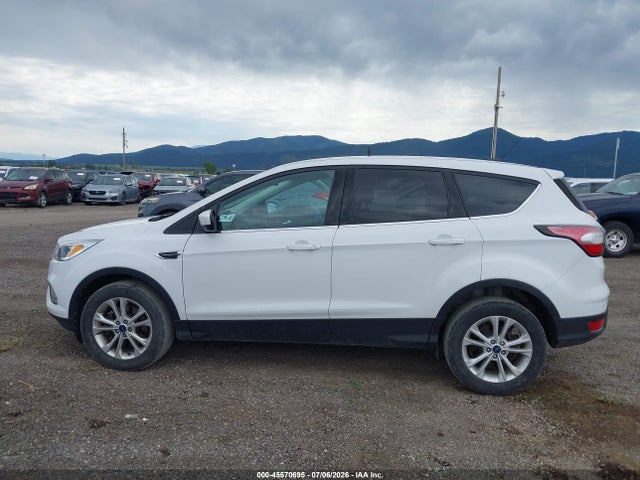 1FMCU9GD9HUA41354 Ford ESCAPE SE