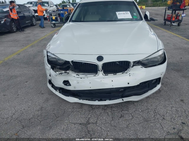 Aukcja sprzedaży 2016 Bmw 320i, vin: WBA8E1G54GNU11374, numer aukcji: 45570703
