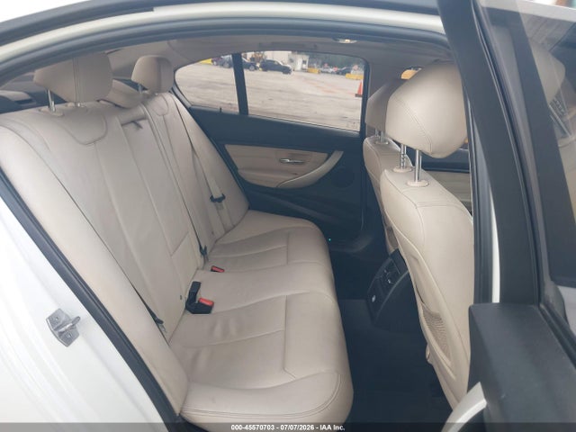 Aukcja sprzedaży 2016 Bmw 320i, vin: WBA8E1G54GNU11374, numer aukcji: 45570703