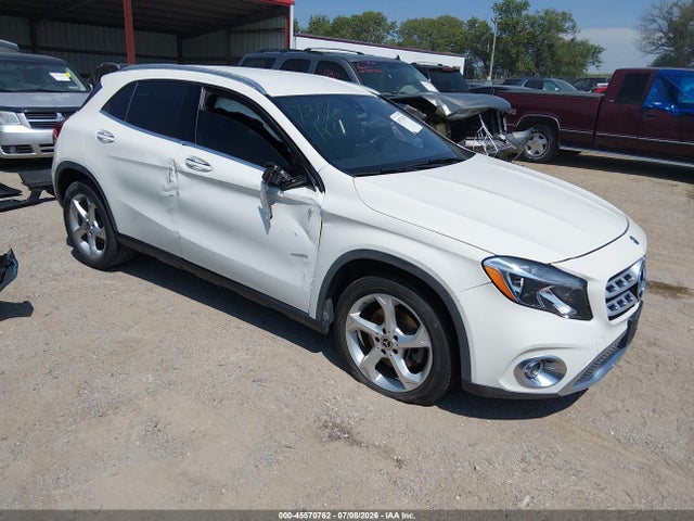 45570762 :رقم المزاد ، WDCTG4EB4JJ398071 vin ، 2018 Mercedes-benz Gla 250 مزاد بيع