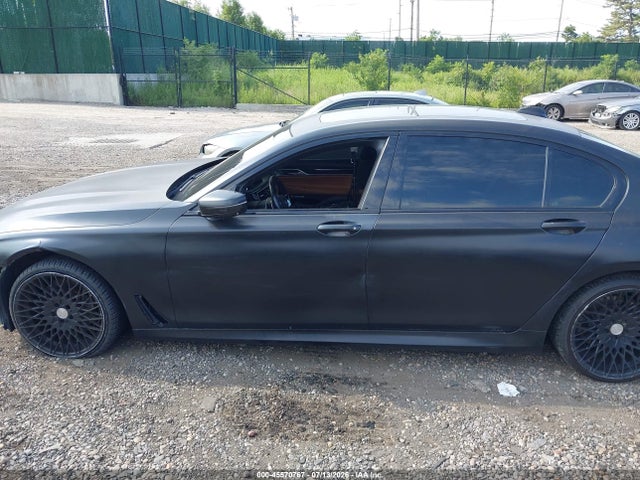 45570767 :رقم المزاد ، WBA7F2C57HG421682 vin ، 2017 Bmw Alpina B7 Xdrive مزاد بيع