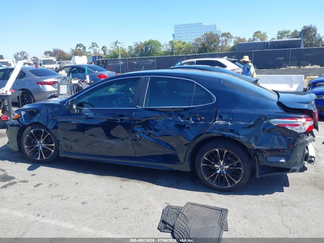 Toyota CAMRY SE 2018 4T1B11HK7JU653139 Image 14