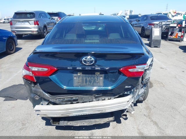 Toyota CAMRY SE 2018 4T1B11HK7JU653139 Image 16