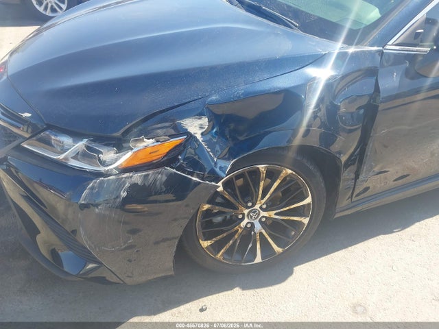 Toyota CAMRY SE 2018 4T1B11HK7JU653139 Image 6
