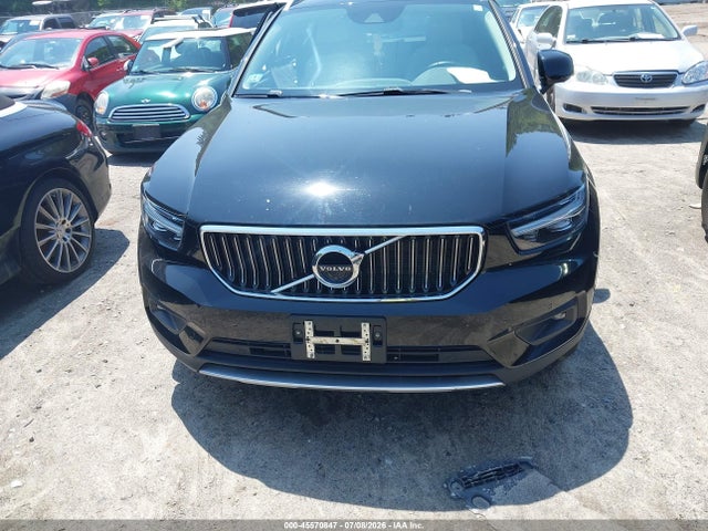 45570847 :رقم المزاد ، YV4162UL8M2508307 vin ، 2021 Volvo Xc40 T5 Inscription مزاد بيع
