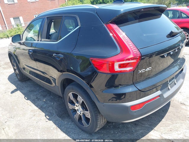 45570847 :رقم المزاد ، YV4162UL8M2508307 vin ، 2021 Volvo Xc40 T5 Inscription مزاد بيع