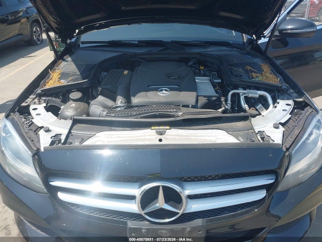 45570851 :رقم المزاد ، WDDWF4KB9JR391196 vin ، 2018 Mercedes-benz C 300 4matic مزاد بيع