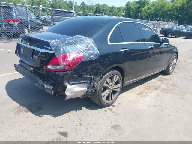 45570851 :رقم المزاد ، WDDWF4KB9JR391196 vin ، 2018 Mercedes-benz C 300 4matic مزاد بيع