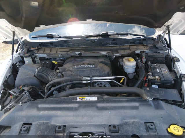 45570906 :رقم المزاد ، 3C6UR5CJ2HG509319 vin ، 2017 Ram 2500 مزاد بيع