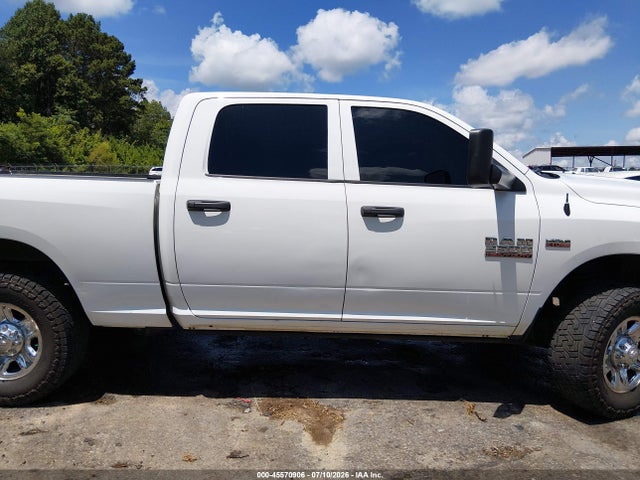 45570906 :رقم المزاد ، 3C6UR5CJ2HG509319 vin ، 2017 Ram 2500 مزاد بيع