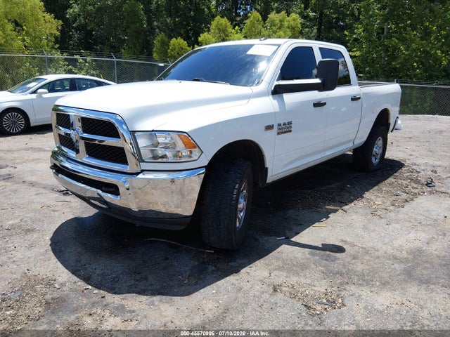 45570906 :رقم المزاد ، 3C6UR5CJ2HG509319 vin ، 2017 Ram 2500 مزاد بيع