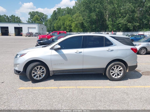 Chevrolet EQUINOX LT 2018 2GNAXSEV6J6111667 Image 14