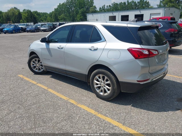 Chevrolet EQUINOX LT 2018 2GNAXSEV6J6111667 Image 3