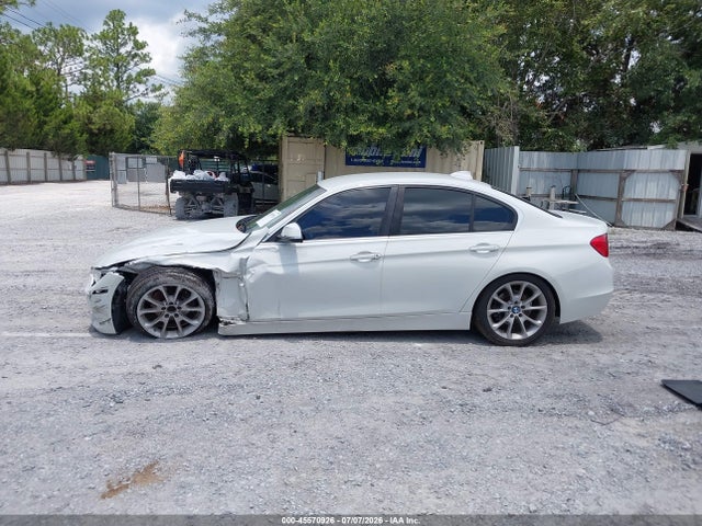 Aukcja sprzedaży 2015 Bmw 320i, vin: WBA3B1C57FK136768, numer aukcji: 45570926