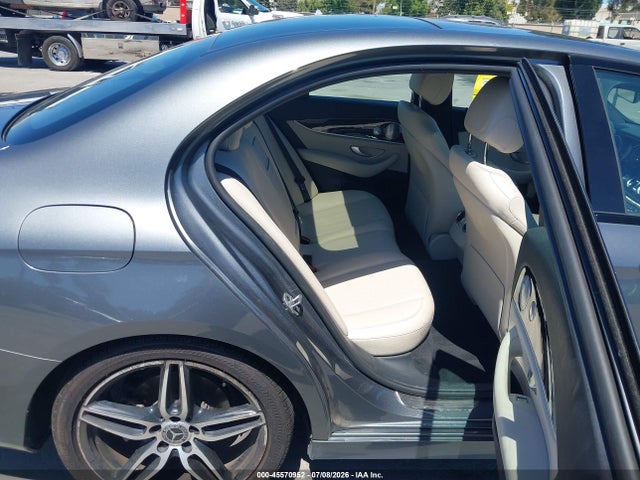 Mercedes-Benz E 300 2019 WDDZF4JB5KA529735 Image 8