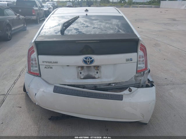 Toyota Prius Four 2014 JTDKN3DU3E1777511 Image 16