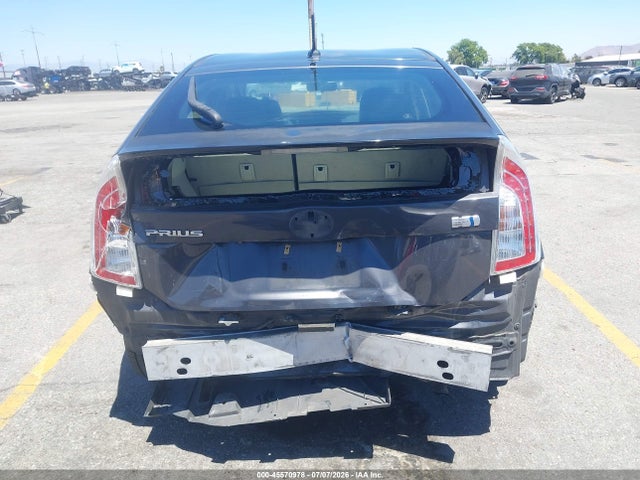 Toyota Prius Three 2015 JTDKN3DUXF0398965 Image 17