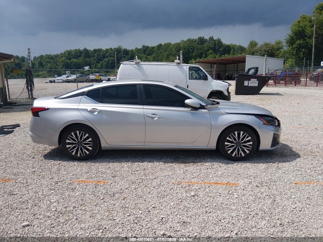 Продаж на аукціоні авто 2023 Nissan Altima Sv Fwd, vin: 1N4BL4DV4PN320129, номер лоту: 45570981