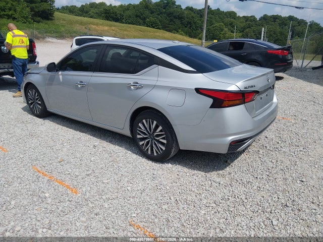 Продаж на аукціоні авто 2023 Nissan Altima Sv Fwd, vin: 1N4BL4DV4PN320129, номер лоту: 45570981