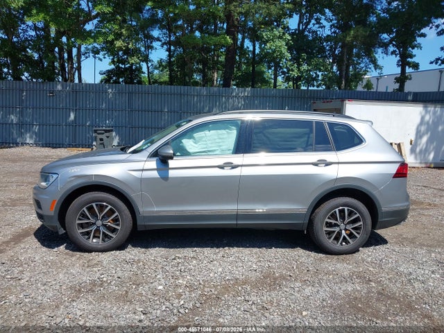 2021 Volkswagen Tiguan 2.0t Se/2.0t Se R-line Black/2.0t Sel მანქანა იყიდება აუქციონზე, vin: 3VV2B7AX2MM089825, აუქციონის ნომერი: 45571046