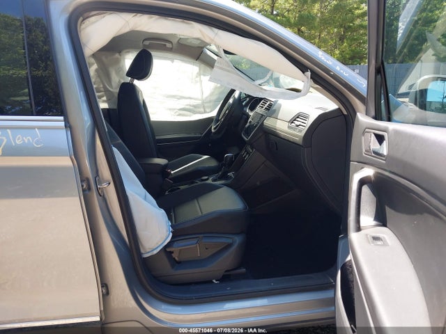 2021 Volkswagen Tiguan 2.0t Se/2.0t Se R-line Black/2.0t Sel მანქანა იყიდება აუქციონზე, vin: 3VV2B7AX2MM089825, აუქციონის ნომერი: 45571046