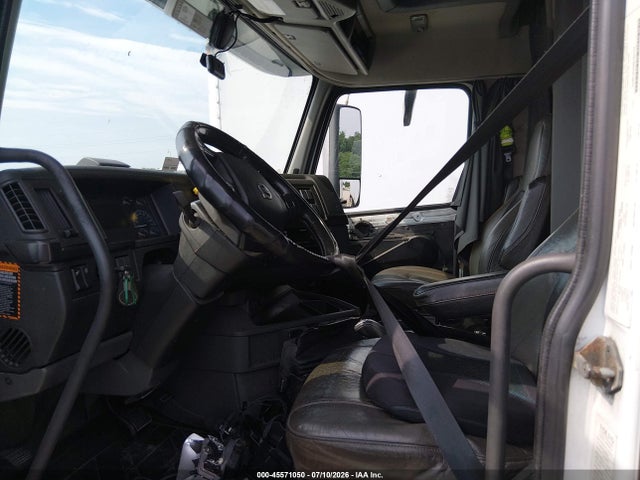Продажа на аукционе авто 2021 Volvo Vnl, vin: 4V4NC9EHXMN280376, номер лота: 45571050