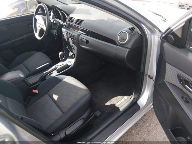 2005 Mazda Mazda3 I მანქანა იყიდება აუქციონზე, vin: JM1BK12F051254965, აუქციონის ნომერი: 45571053