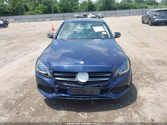 Продажа на аукционе авто 2015 Mercedes-benz C 300 4matic, vin: 55SWF4KBXFU008694, номер лота: 45571058