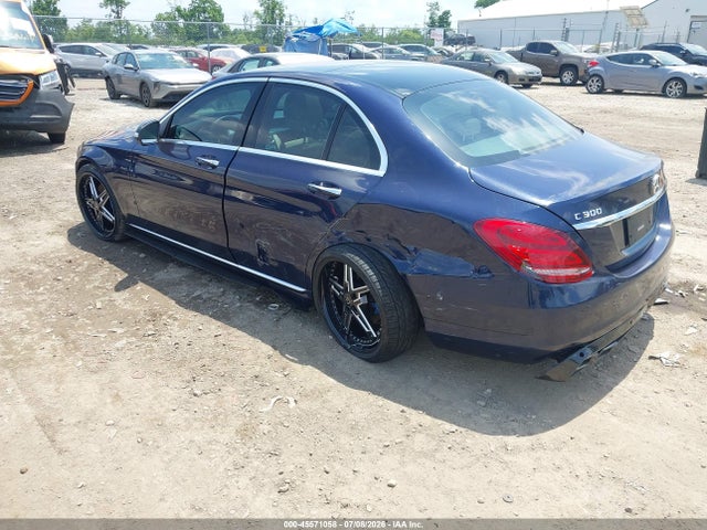 Продажа на аукционе авто 2015 Mercedes-benz C 300 4matic, vin: 55SWF4KBXFU008694, номер лота: 45571058