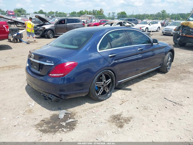 Продажа на аукционе авто 2015 Mercedes-benz C 300 4matic, vin: 55SWF4KBXFU008694, номер лота: 45571058
