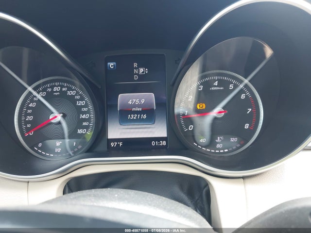 Продажа на аукционе авто 2015 Mercedes-benz C 300 4matic, vin: 55SWF4KBXFU008694, номер лота: 45571058