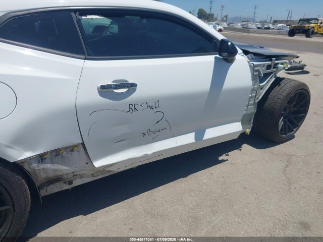 Продажа на аукционе авто 2017 Chevrolet Camaro Zl1, vin: 1G1FK1R65H0199908, номер лота: 45571081