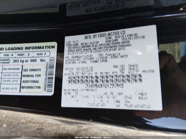 Auction sale of the 2016 Ford Mustang V6, vin: 1FA6P8AM7G5229980, lot number: 45571088