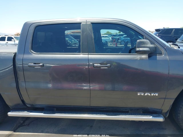 45571089 :رقم المزاد ، 1C6RREFM5NN382595 vin ، 2022 Ram 1500 Big Horn  4x2 5'7 Box مزاد بيع