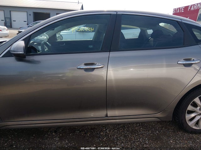 2017 Kia Optima Lx მანქანა იყიდება აუქციონზე, vin: 5XXGT4L32HG155551, აუქციონის ნომერი: 45571091