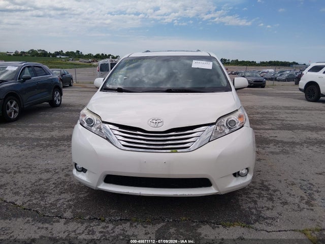 2017 Toyota Sienna Xle Premium 8 Passenger მანქანა იყიდება აუქციონზე, vin: 5TDYZ3DC6HS847872, აუქციონის ნომერი: 45571112